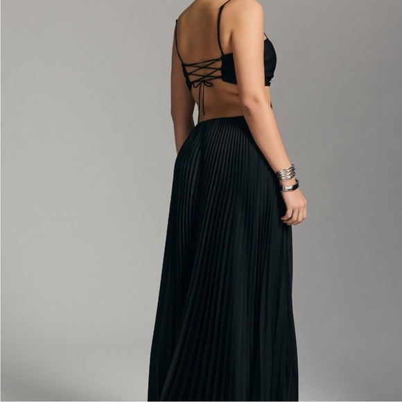 Delfi Collective Zulay dress similar Adele nicole - Picture 6 of 8